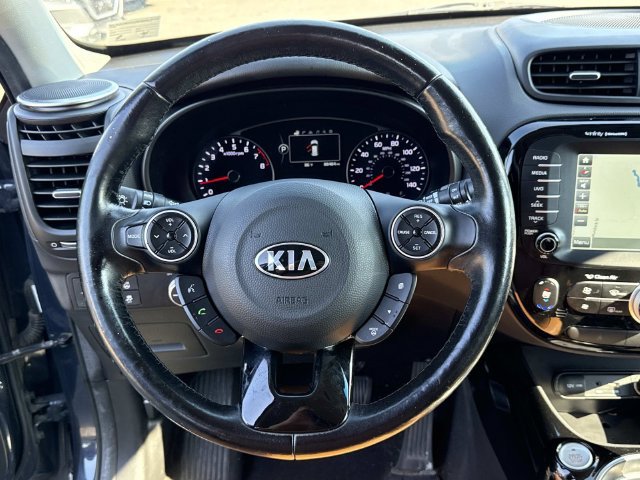 Used 2016 Kia Soul ! w/ Premium Package FWD image 19