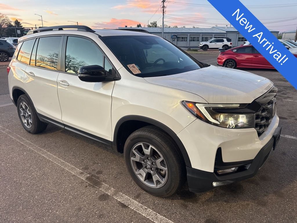 Used 2023 Honda Passport TrailSport image 1