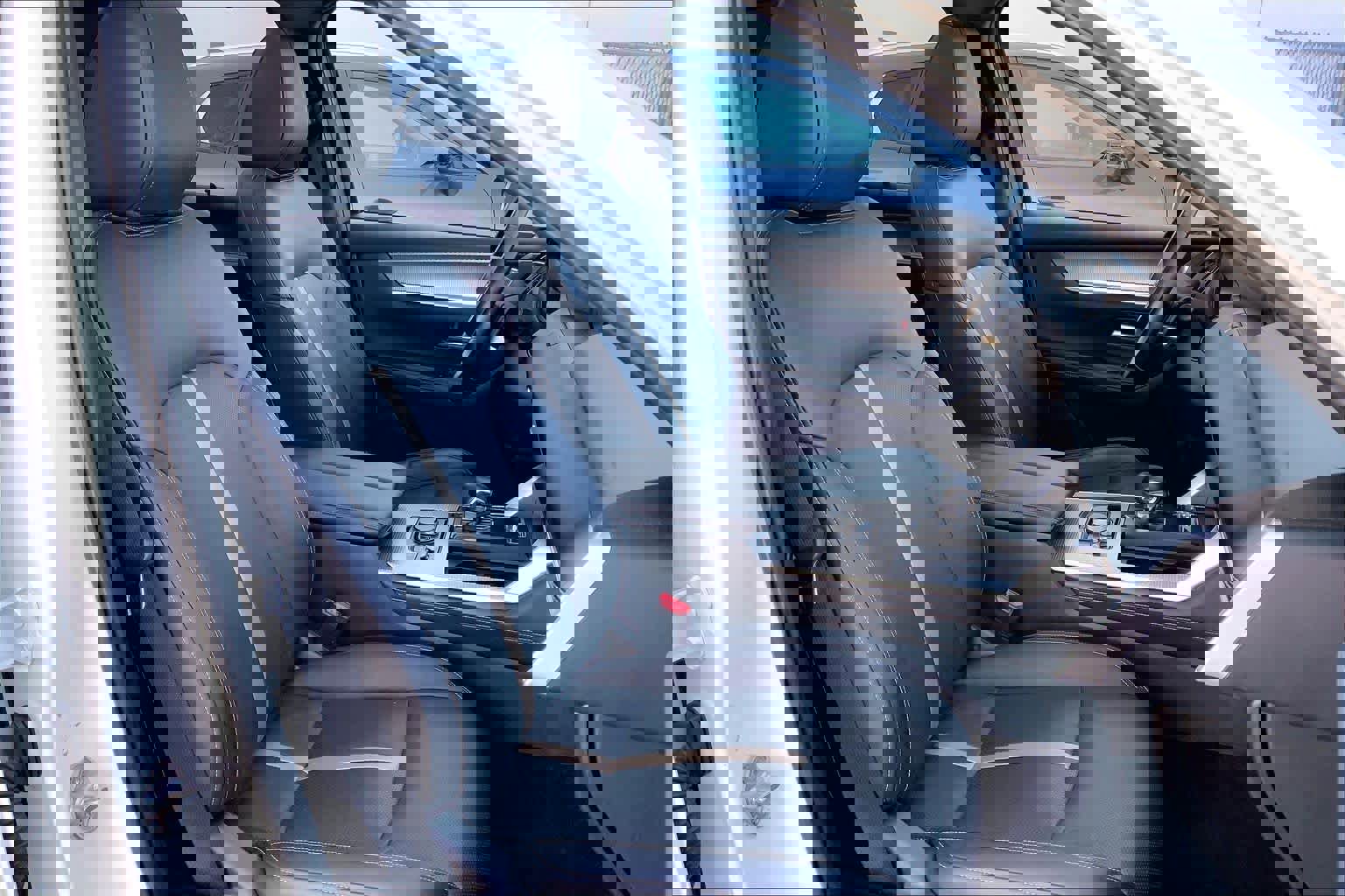 Used 2024 MAZDA CX-90 Plug-In Hybrid w/ Premium Plus image 7