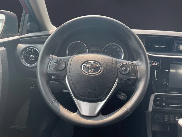 Used 2018 Toyota Corolla XLE FWD image 12