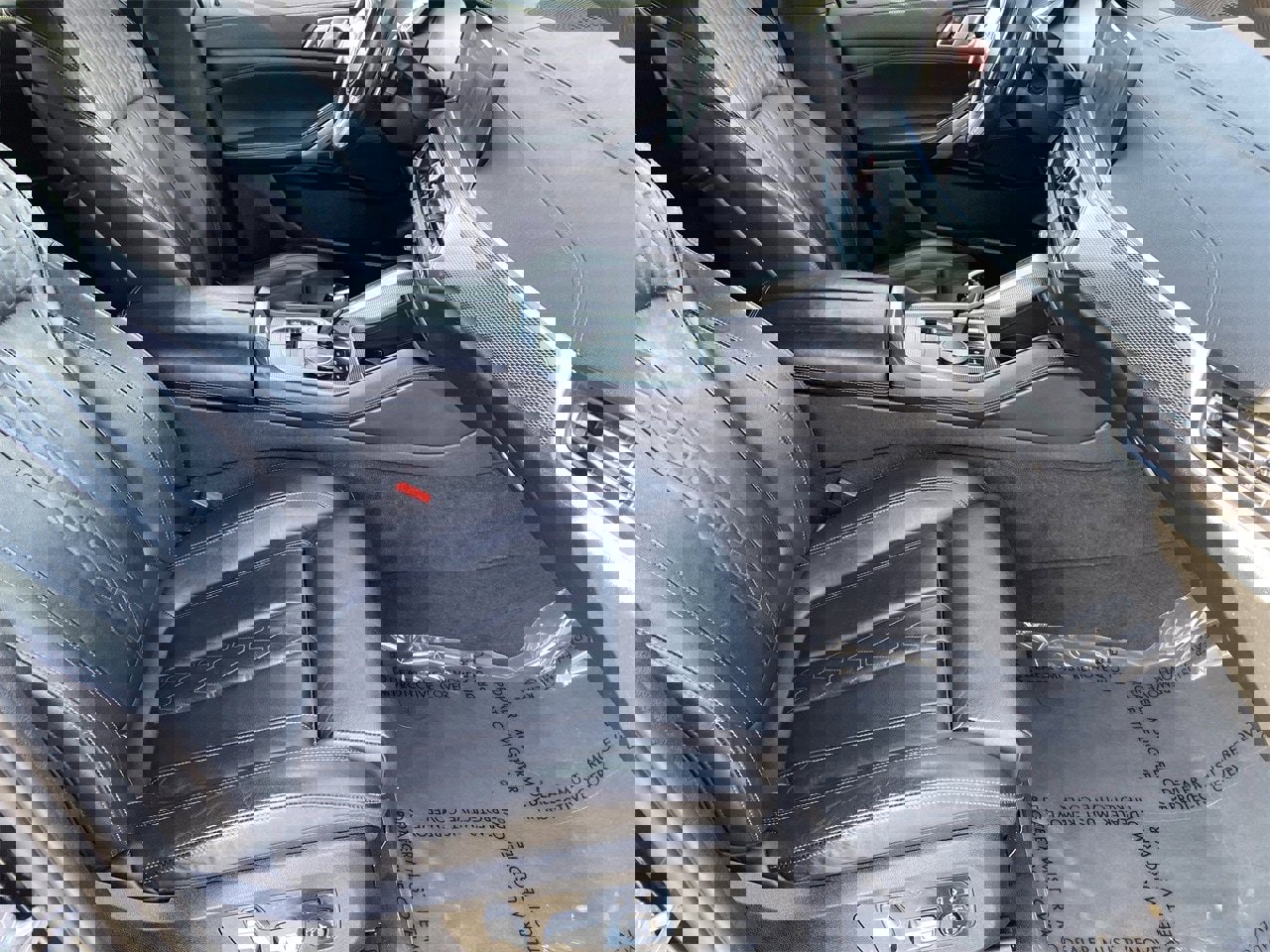 Used 2023 BMW X6 xDrive40i w/ M Sport Package image 9