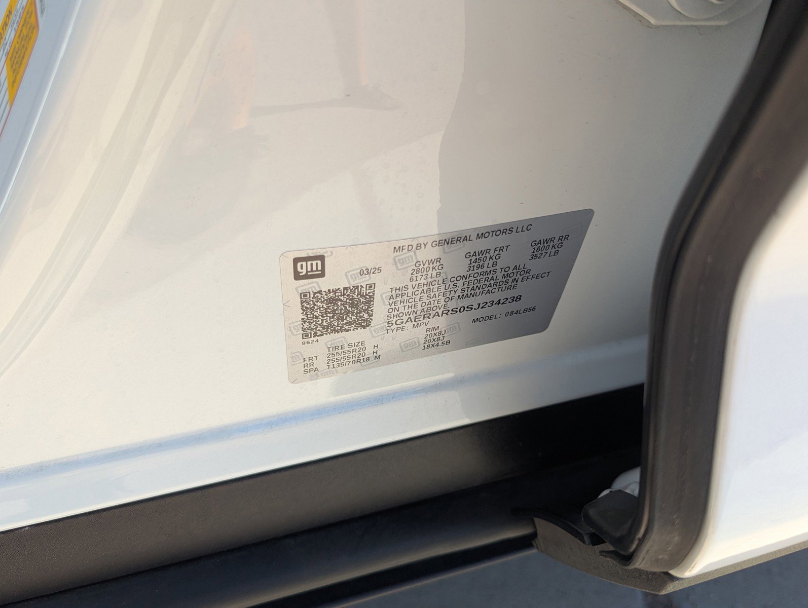 Certified 2025 Buick Enclave Preferred image 34