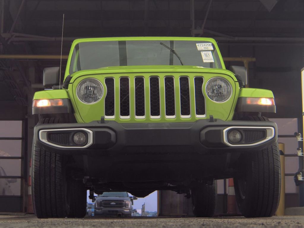 Used 2021 Jeep Gladiator Overland w/ Popular Equipment Package image 3