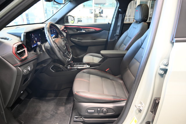 Certified 2024 Chevrolet TrailBlazer RS w/ Convenience Package AWD/4WD image 8