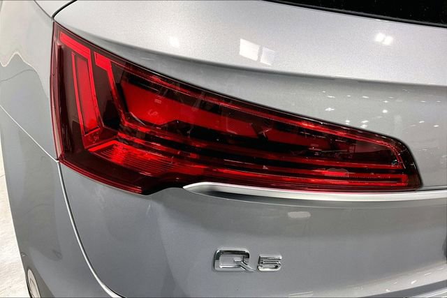 Used 2022 Audi Q5 2.0T Premium image 31