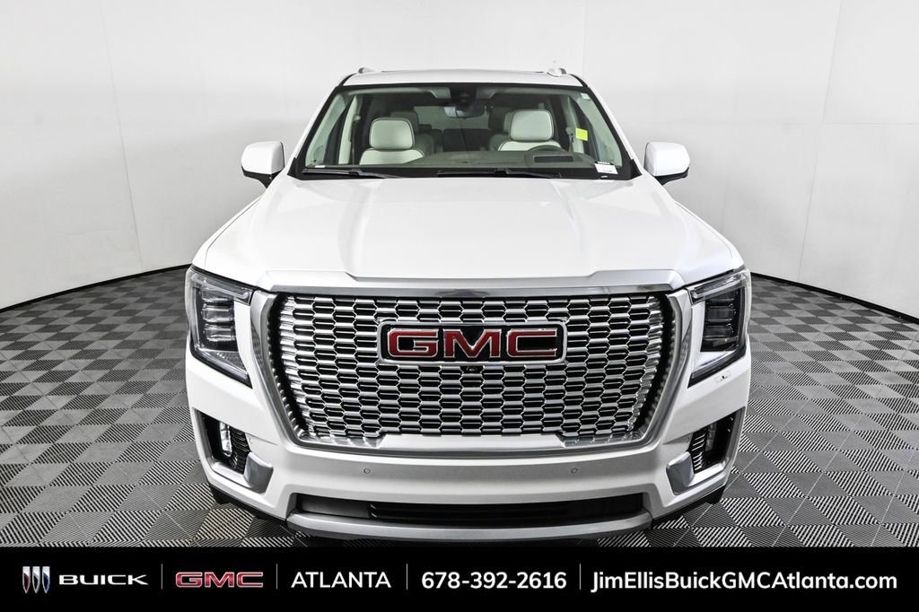Used 2021 GMC Yukon Denali w/ Denali Premium Package image 28