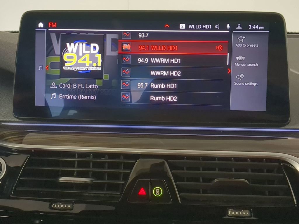 Used 2023 BMW 540i w/ M Sport Package image 21