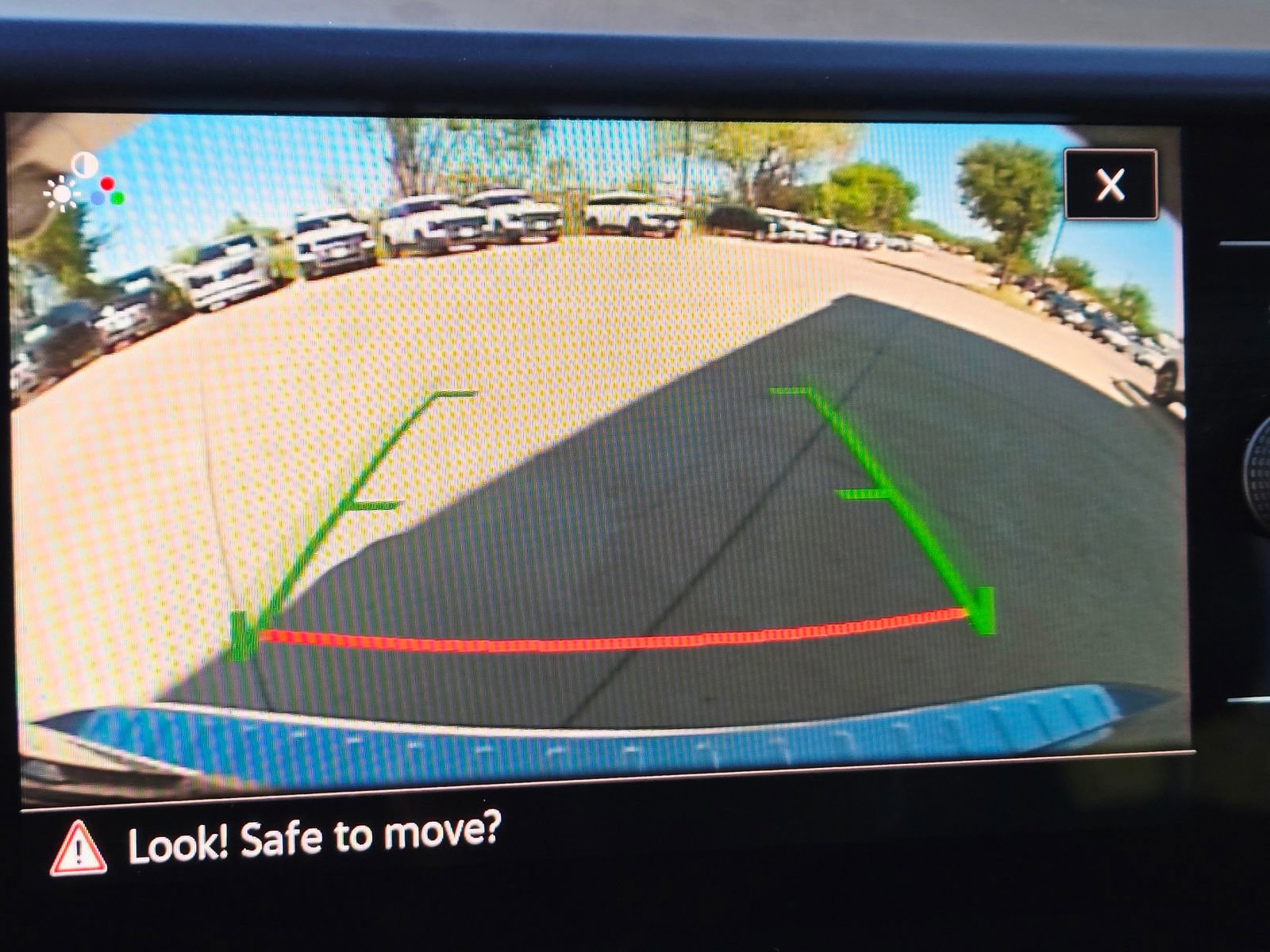 Used 2023 Volkswagen Taos SE w/ Black Wheel Package image 14