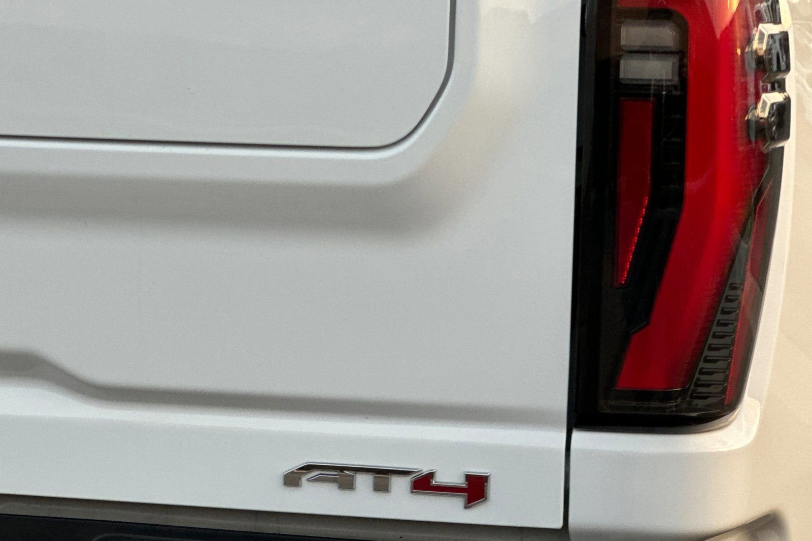 Certified 2024 GMC Sierra 2500 AT4 w/ AT4 Preferred Package image 27