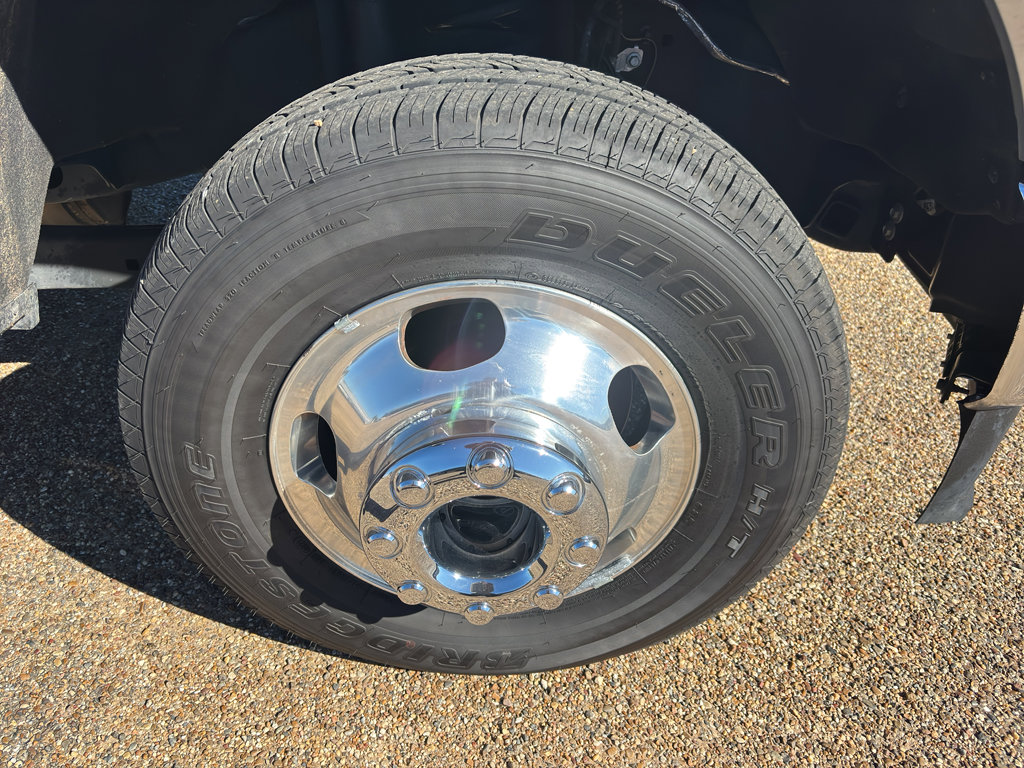 Used 2024 Ford F350 XLT image 9