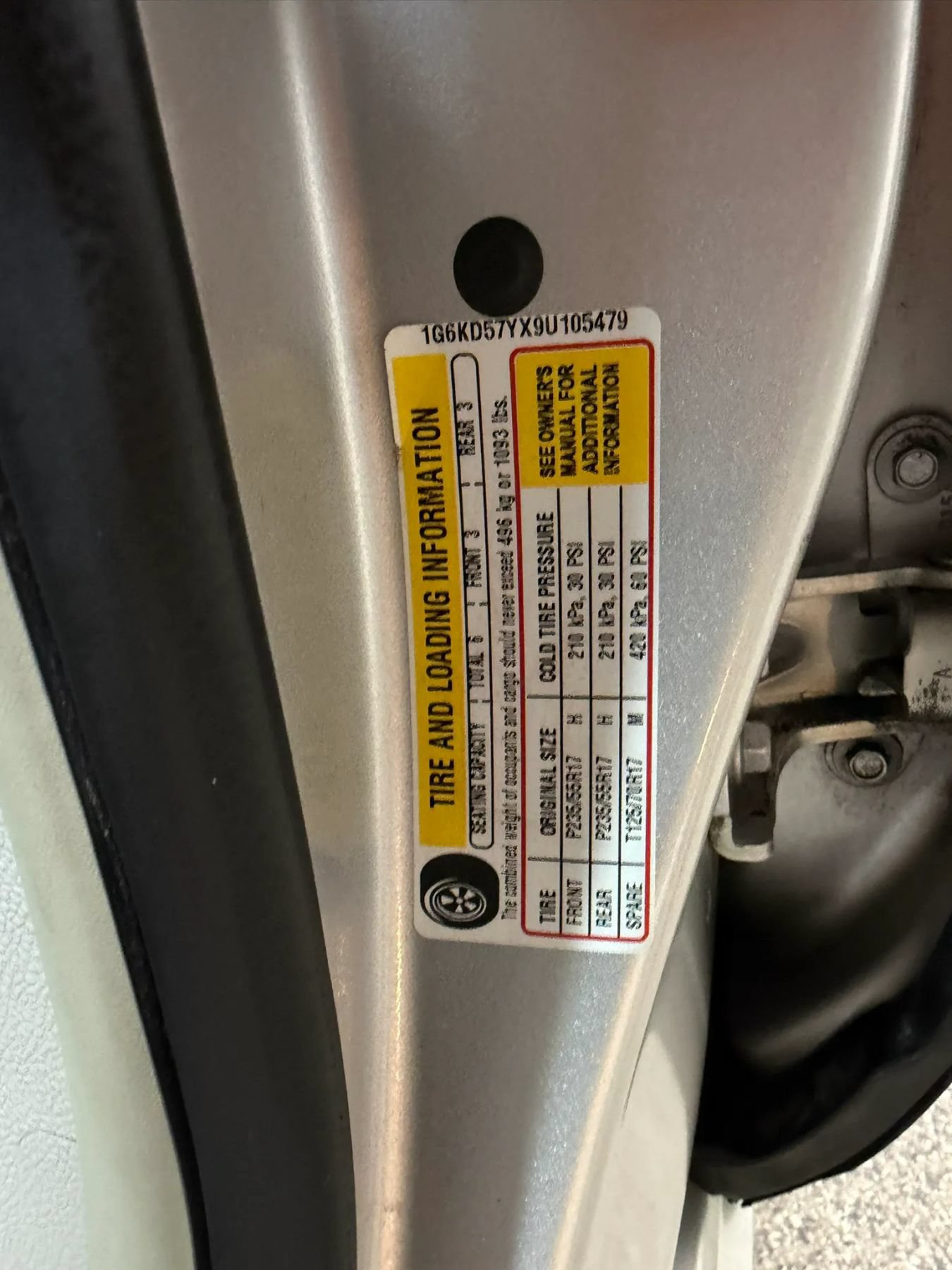 Used 2009 Cadillac DTS w/ Trunk Convenience Package FWD image 64