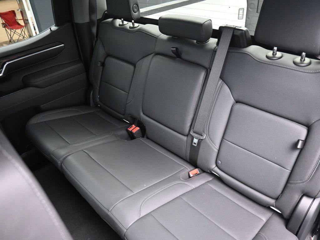 Used 2025 GMC Sierra 1500 SLT image 22