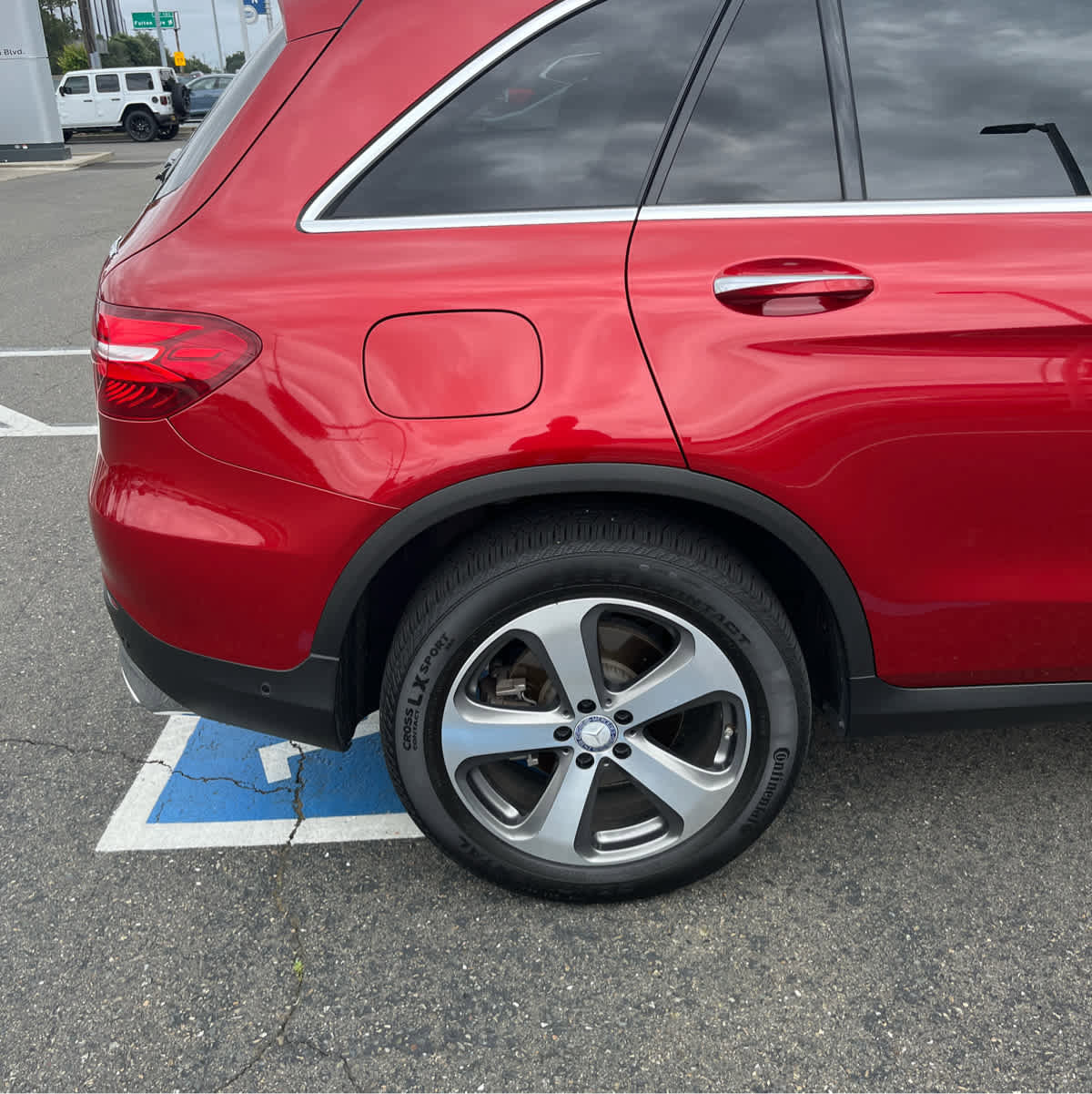 Used 2017 Mercedes-Benz GLC 300 4MATIC image 11