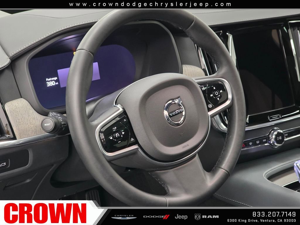 Used 2025 Volvo V90 B6 Cross Country Ultra w/ Protection Package AWD/4WD image 23