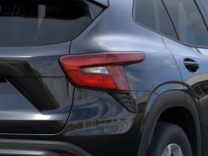 New 2026 Chevrolet Trax LS w/ LS Convenience Package FWD image 35