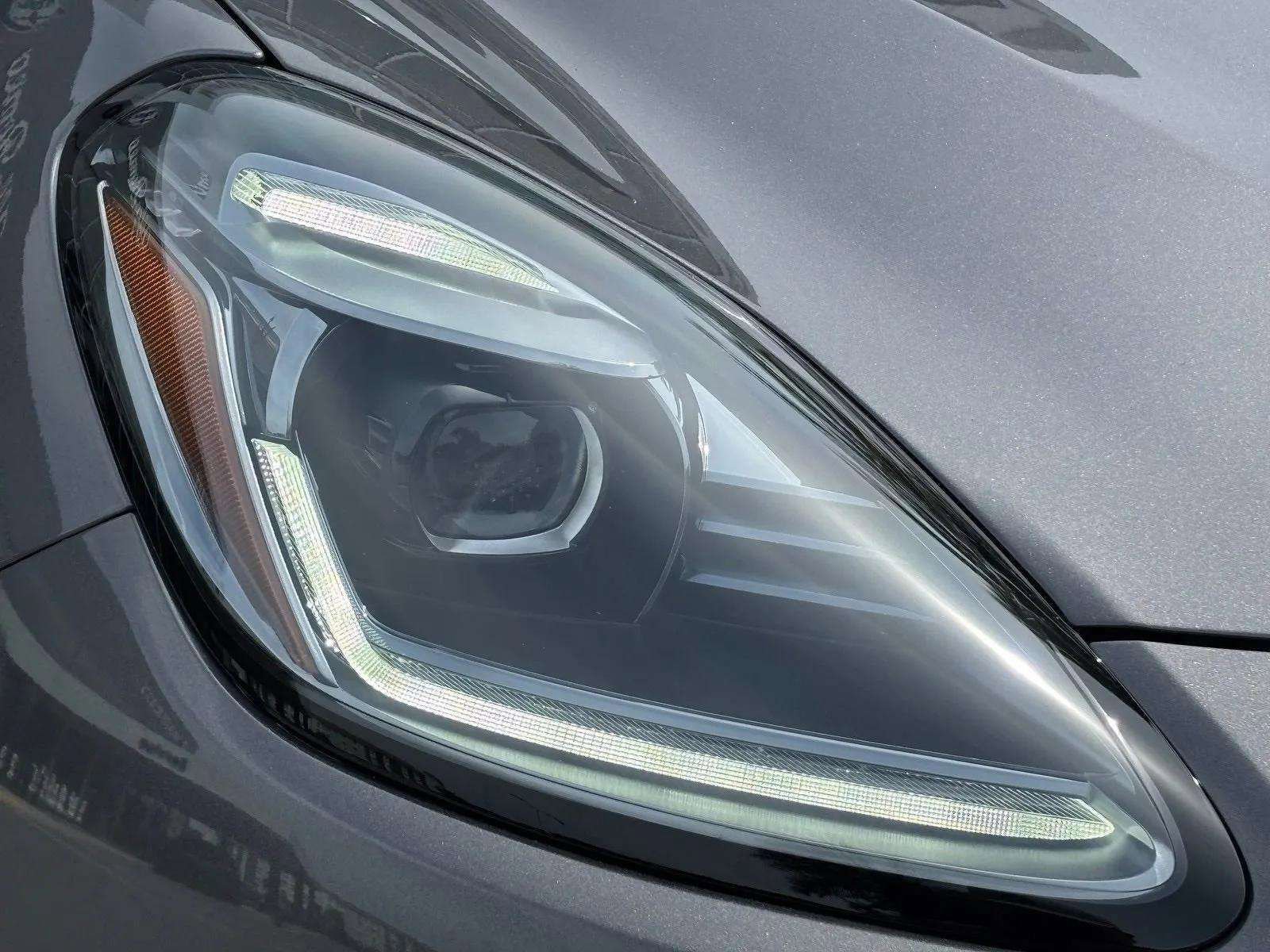 New 2025 Maserati Grecale GT image 40