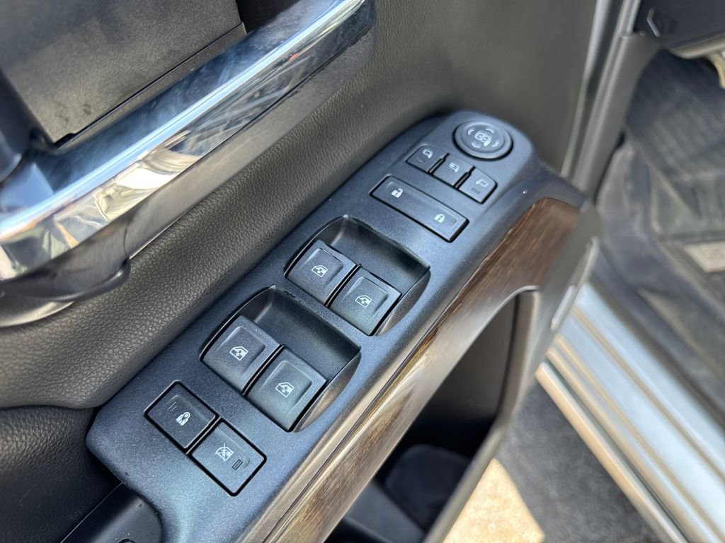 Used 2018 GMC Sierra 1500 Denali w/ Denali Ultimate Package AWD/4WD image 13