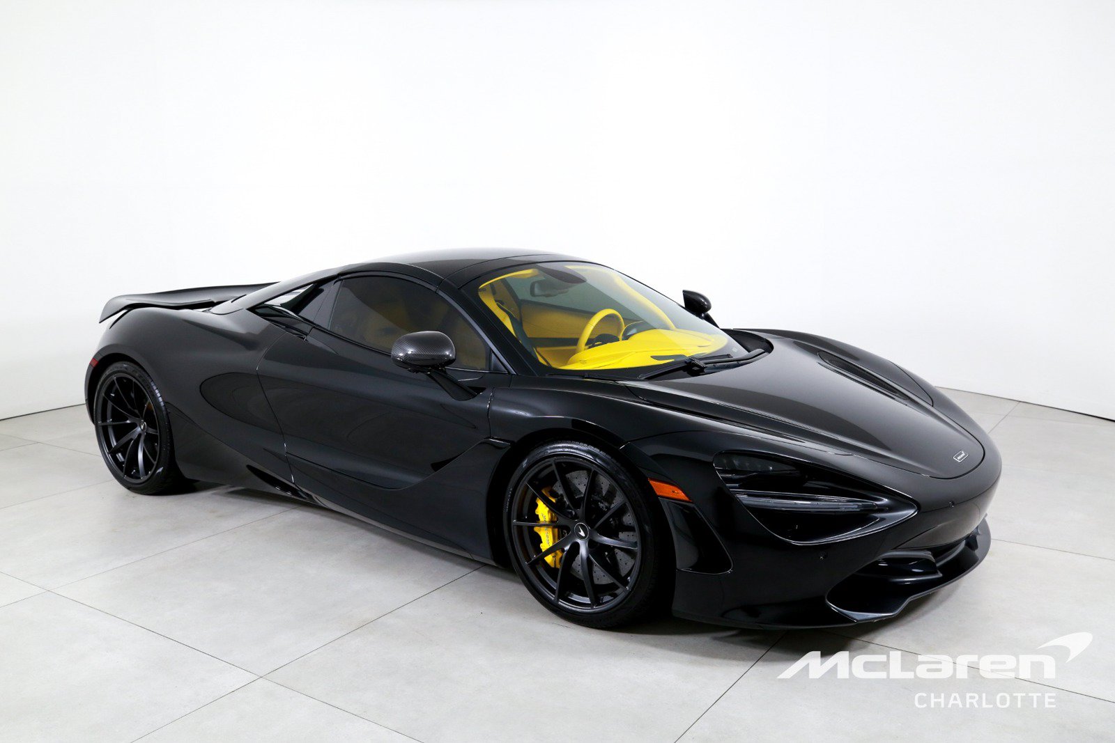 Used 2022 McLaren 720S Spider RWD image 3