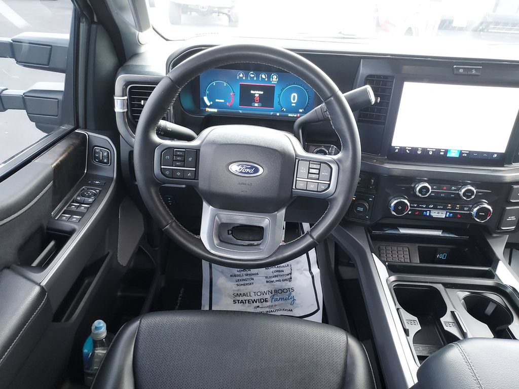 Used 2025 Ford F350 Lariat w/ Chrome Package AWD/4WD image 16