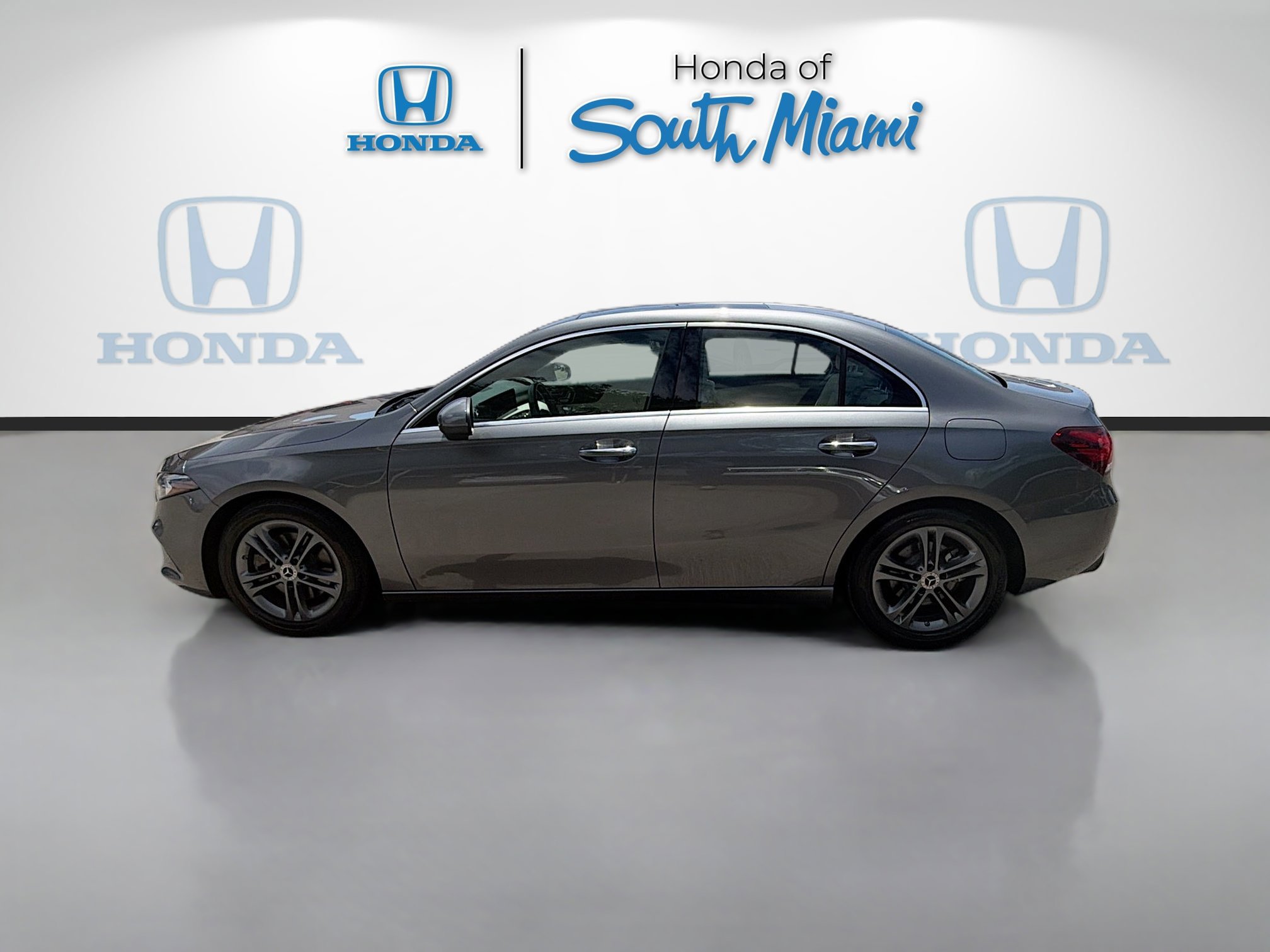 Used 2020 Mercedes-Benz A 220 4MATIC image 4