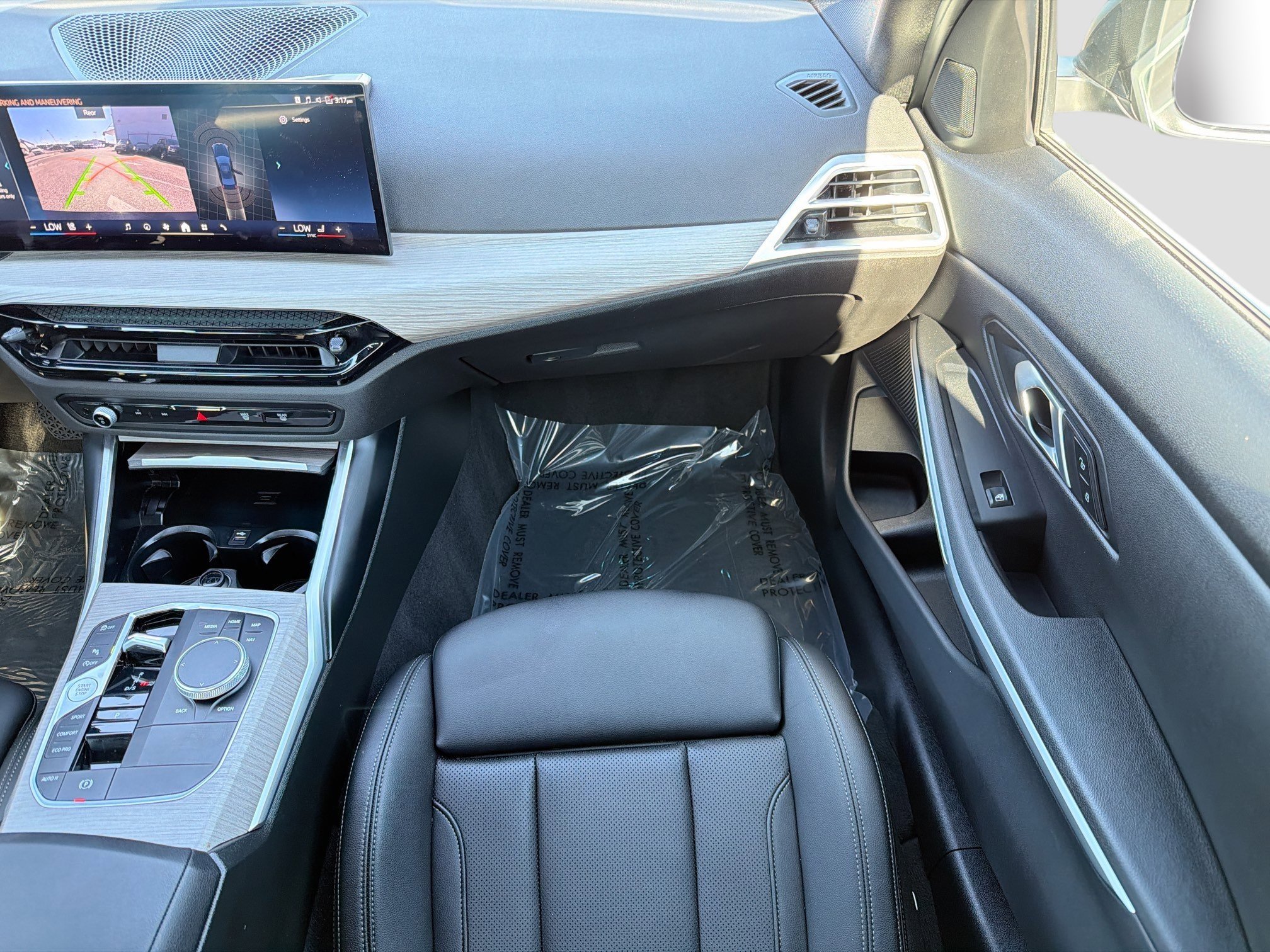 Used 2025 BMW 330i Sedan image 17