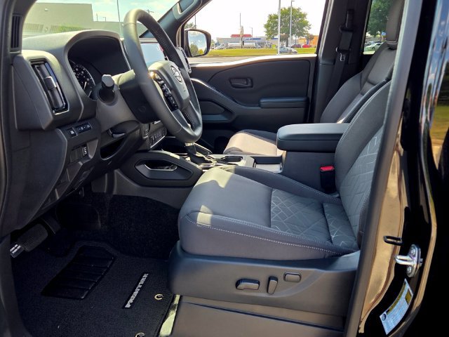 New 2027 Nissan Frontier SV w/ SV Convenience Package RWD image 5
