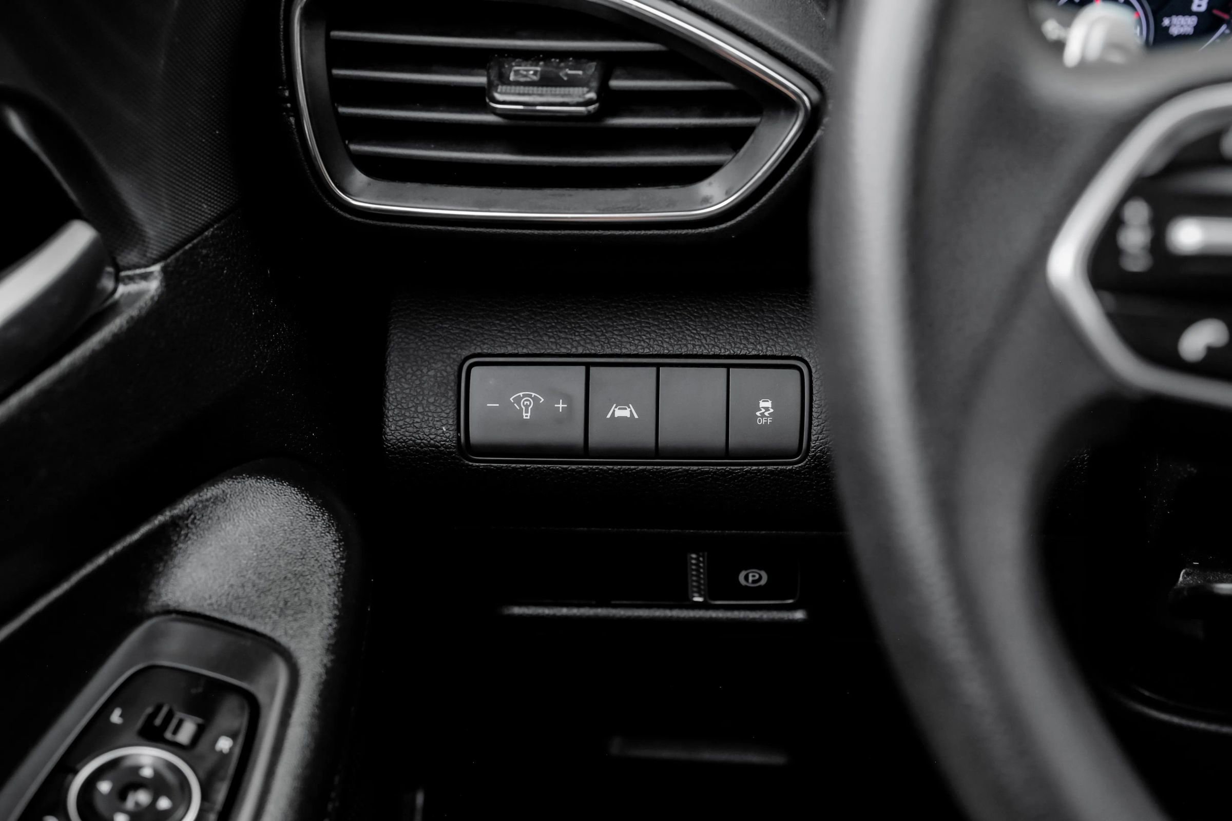 Used 2022 Hyundai Santa Fe SEL image 34