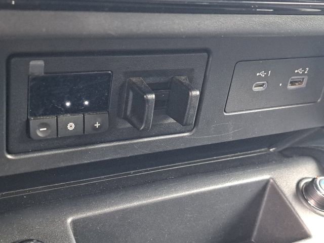 Used 2021 Nissan Titan PRO-4X w/ Pro-4x Convenience Package image 26