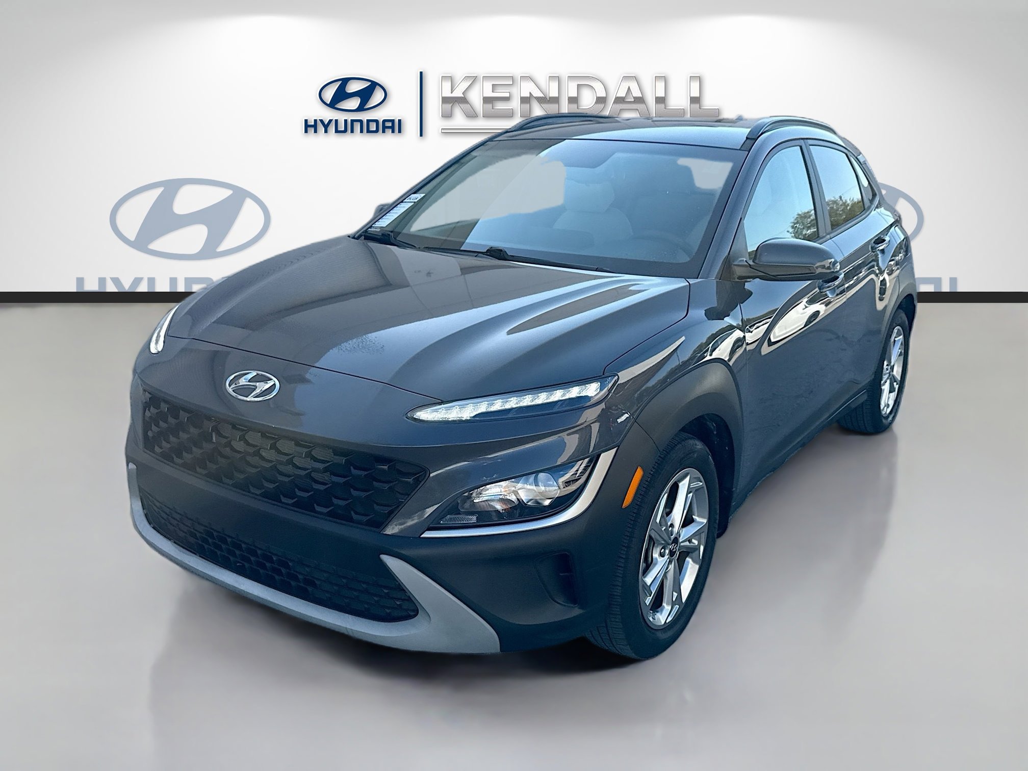 Used 2023 Hyundai Kona SEL image 3