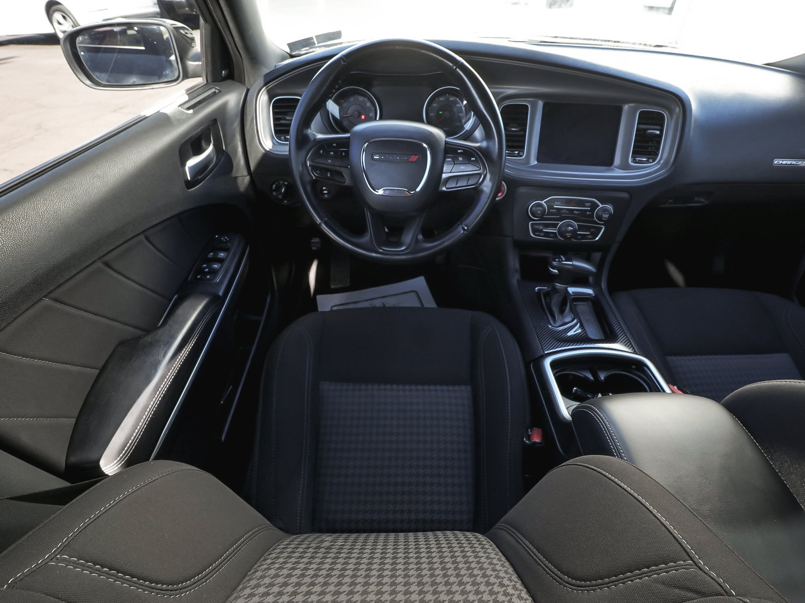 Used 2023 Dodge Charger SXT w/ Navigation & Travel Group AWD/4WD image 37