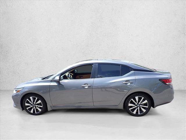 Used 2022 Nissan Sentra SV w/ SV Premium Package FWD image 2