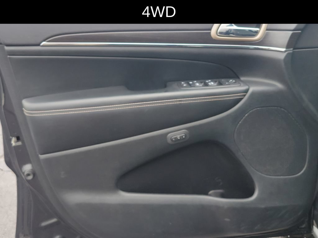 Used 2014 Jeep Grand Cherokee Limited AWD/4WD image 19