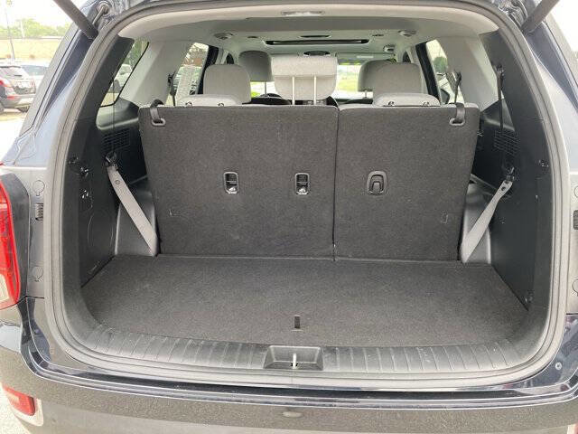 Used 2020 Hyundai Palisade SEL w/ Convenience Package image 6