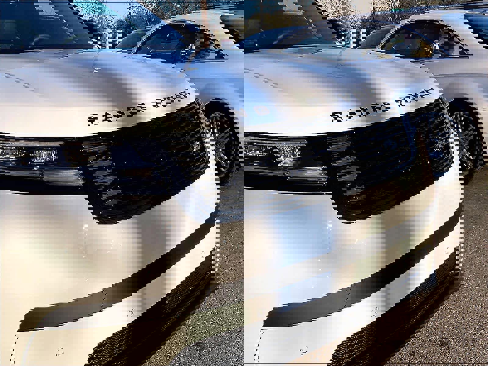 New 2026 Land Rover Range Rover Velar S image 34