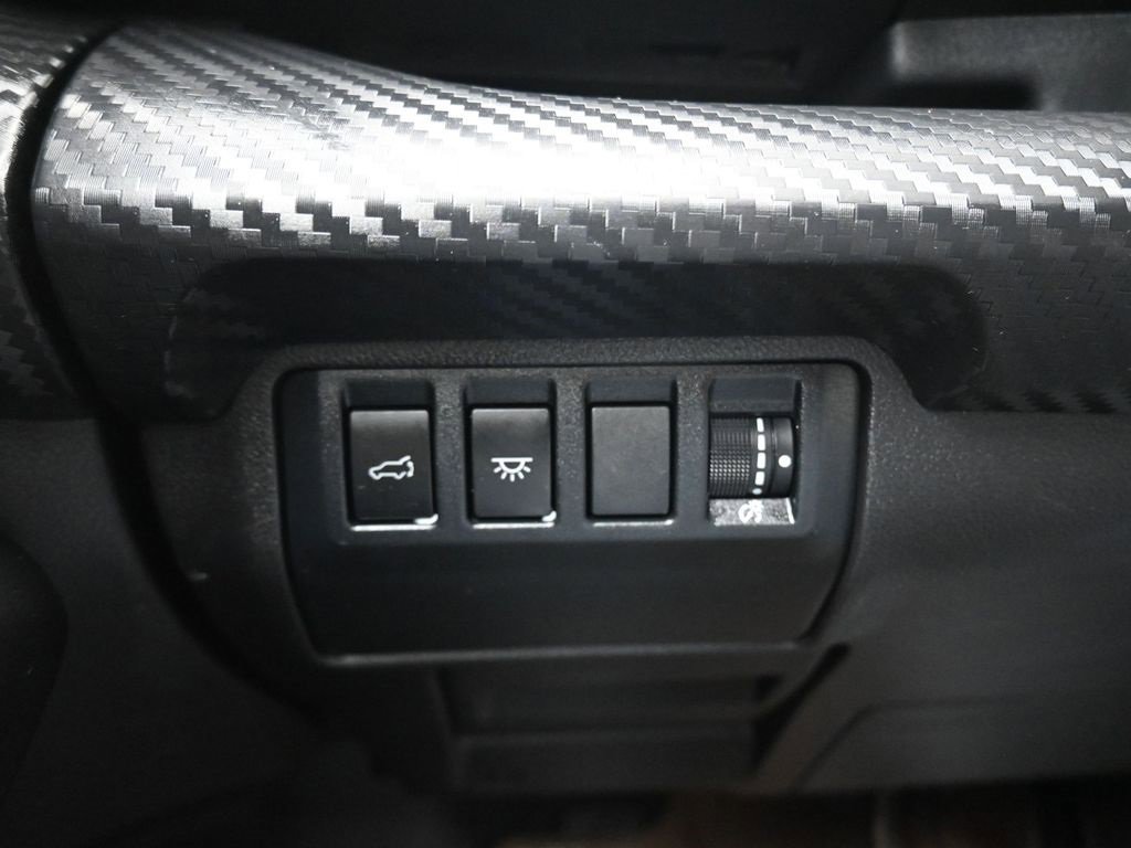 Used 2023 Subaru Ascent Premium w/ Convenience Package image 24