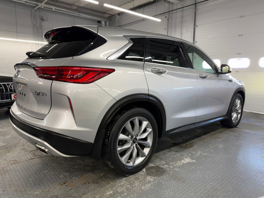 Used 2021 INFINITI QX50 Pure AWD/4WD image 7