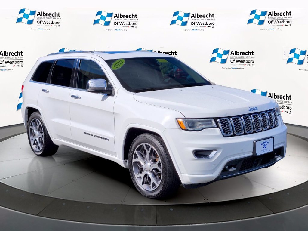 Used 2019 Jeep Grand Cherokee Overland AWD/4WD image 7