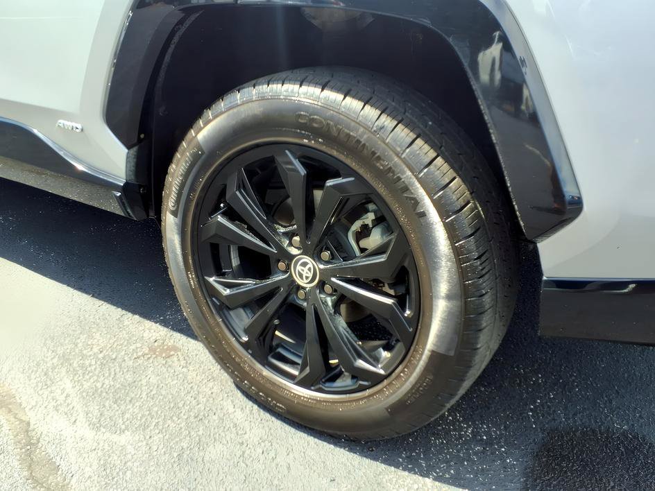 Certified 2023 Toyota RAV4 XSE AWD/4WD image 7
