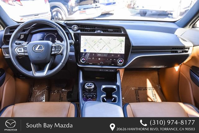 Used 2024 Lexus RZ 300e Premium w/ Accessory Package (Z1) image 12