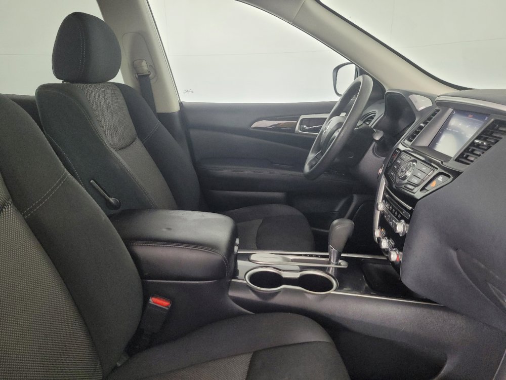 Used 2020 Nissan Pathfinder S FWD image 21