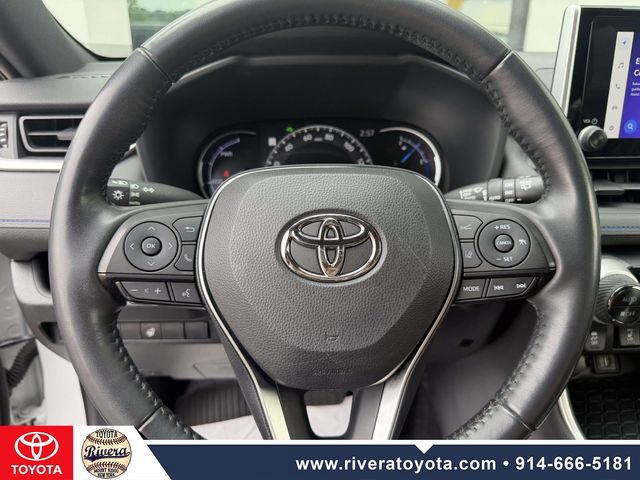 Used 2023 Toyota RAV4 SE w/ SE Grade Weather Package AWD/4WD image 21