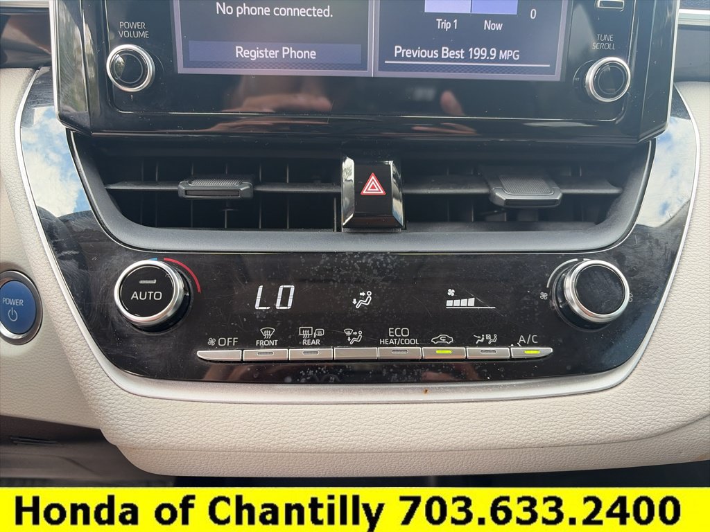 Used 2020 Toyota Corolla LE FWD image 16