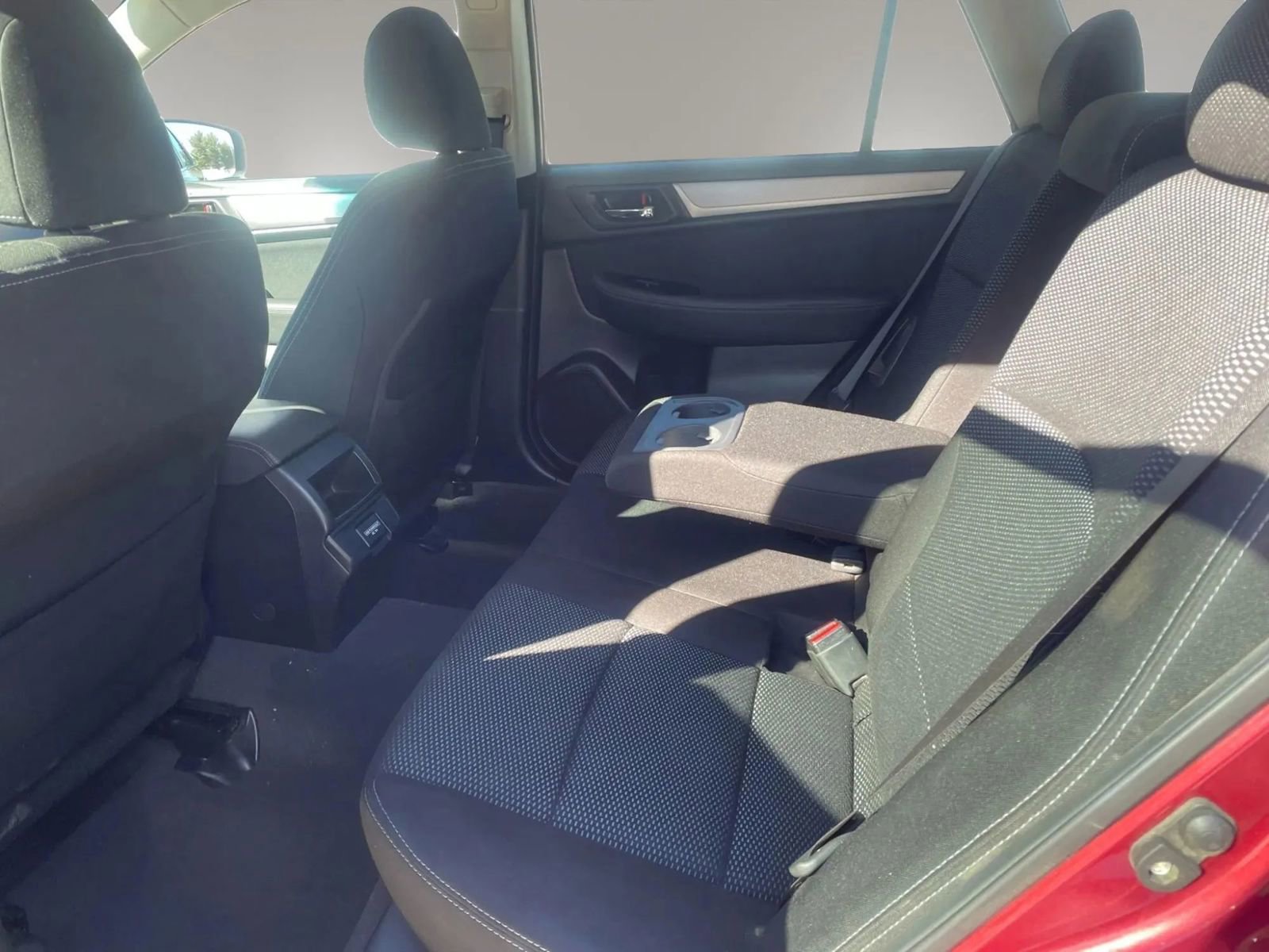 Used 2018 Subaru Outback 2.5i Premium image 18