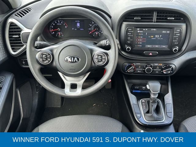 Used 2020 Kia Soul LX FWD image 9