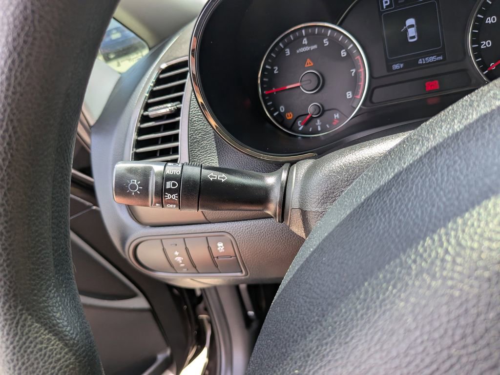 Used 2018 Kia Forte LX w/ LX Popular Package FWD image 29