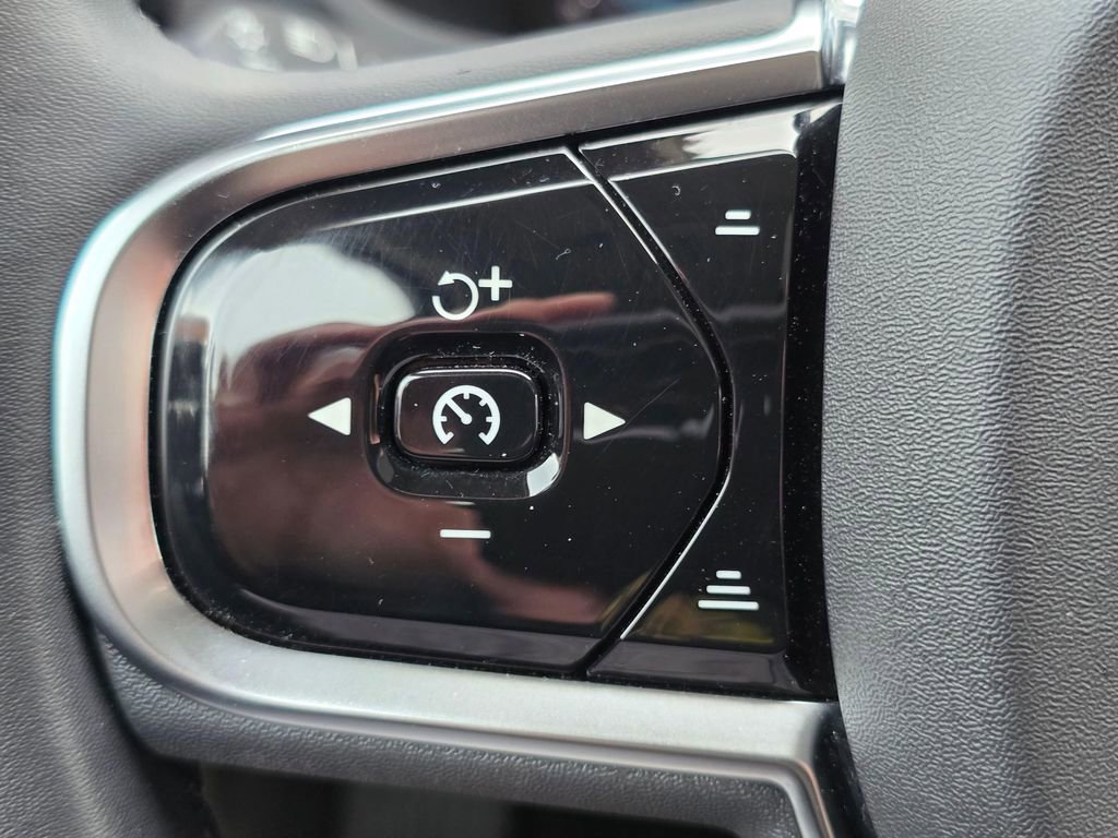 Certified 2024 Volvo S60 B5 Plus FWD image 33
