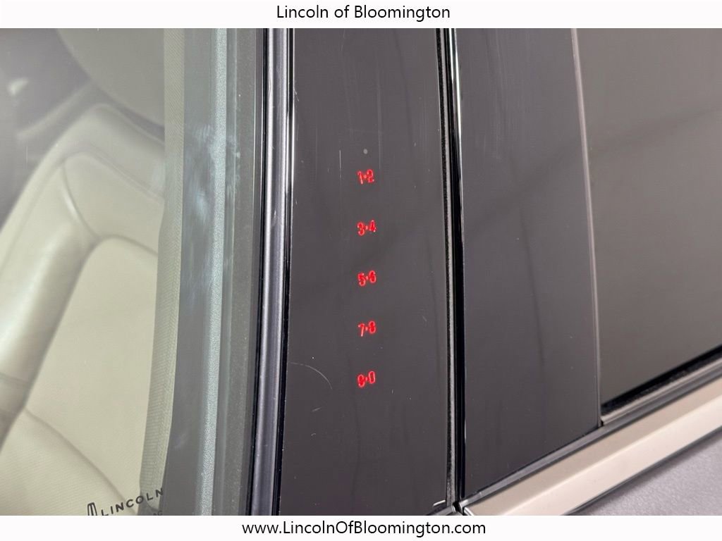 Certified 2022 Lincoln Corsair Reserve w/ Equipment Group 201A image 14