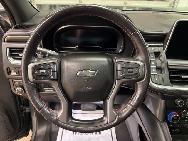 Used 2022 Chevrolet Suburban RST w/ Luxury Package image 17