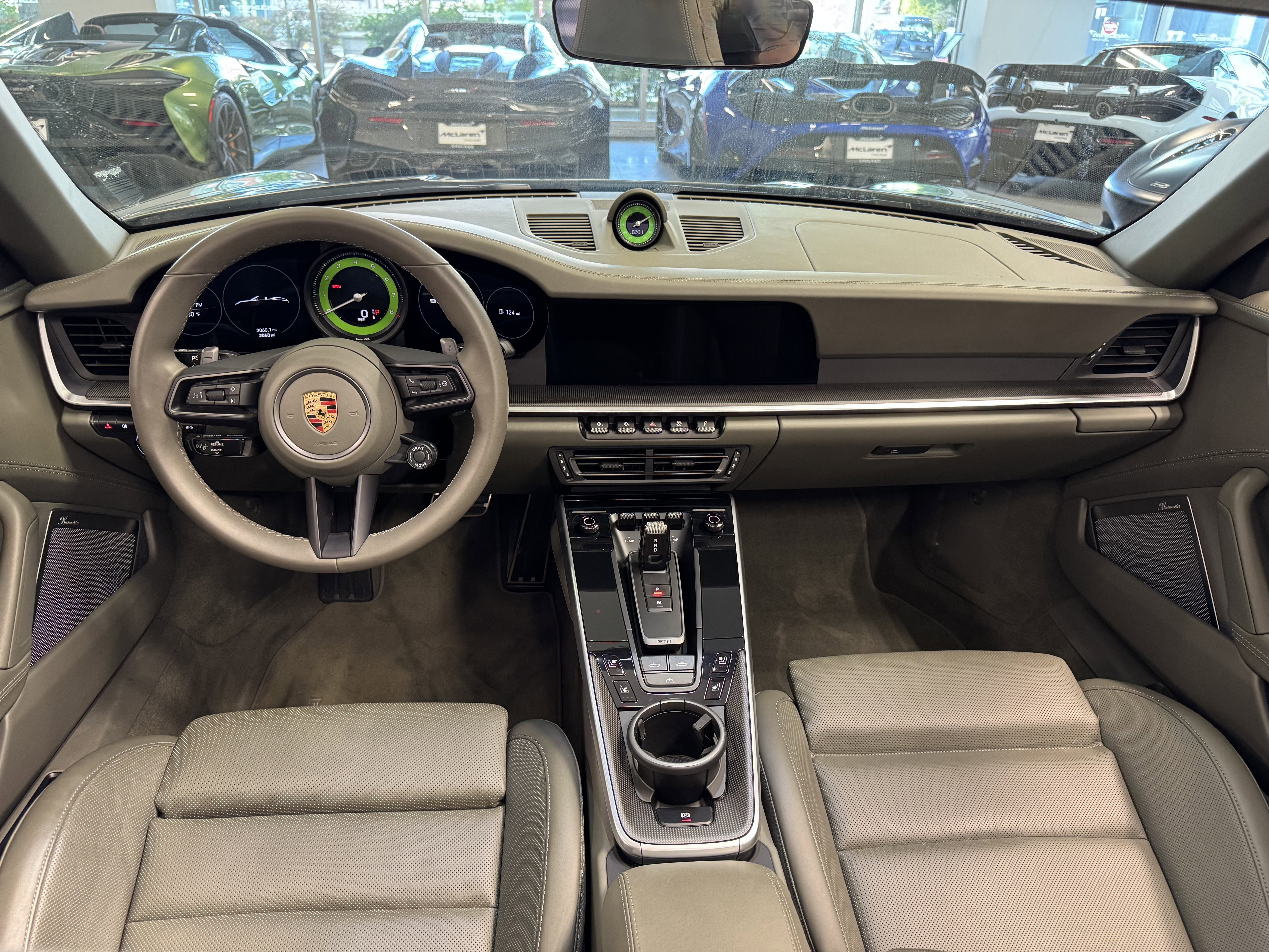 Used 2023 Porsche 911 Carrera image 12