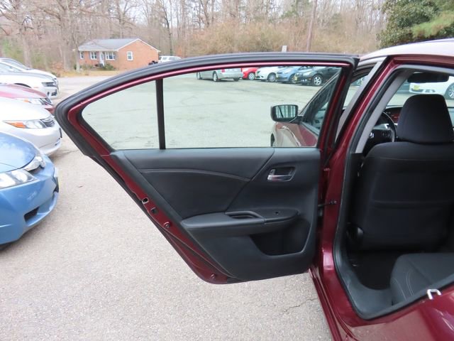 Used 2015 Honda Accord Sport image 12